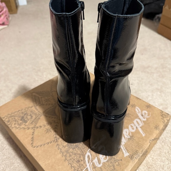 Free People Ruby black patent leather platform boots. Size 39.5. - Picture 4 of 12